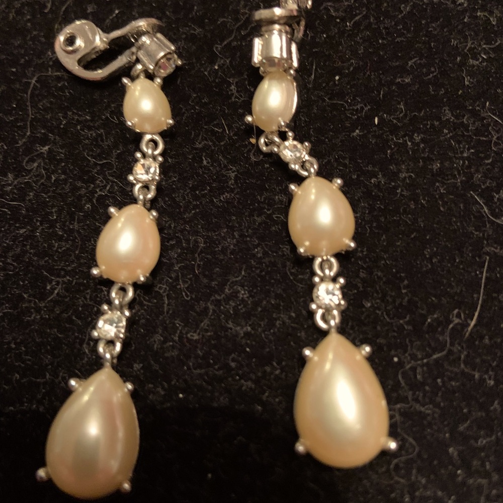 Clip earrings